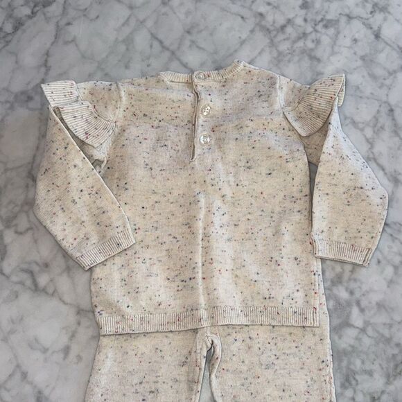 BLOOMIES BABY GIRLS RUFFLE TRIM CONFETTI SWEATER SET 6/12M - Picture 7 of 10